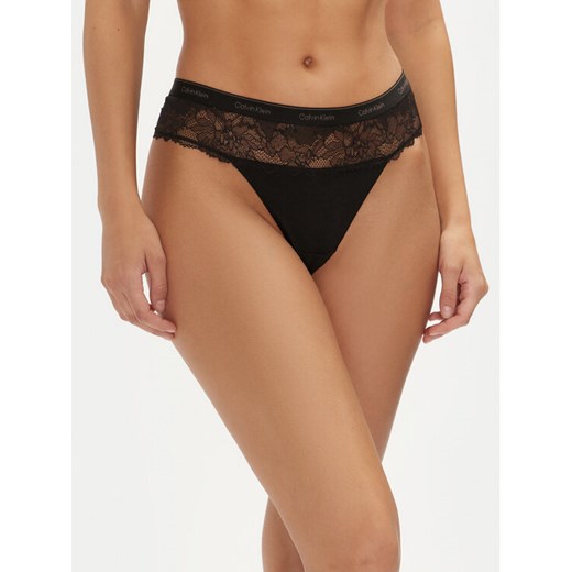 Calvin Klein Underwear Stringi 000QF7980E Czarny ze sklepu MODIVO w kategorii Majtki damskie - zdjęcie 182715129