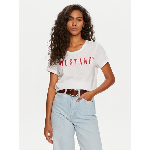 Mustang T-Shirt Alma 1013933 Biały Regular Fit ze sklepu MODIVO w kategorii Bluzki damskie - zdjęcie 182715136