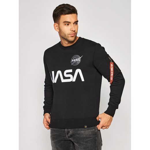 Alpha Industries Bluza Nasa Reflective 178309 Czarny Regular Fit ze sklepu MODIVO w kategorii Bluzy męskie - zdjęcie 182715496