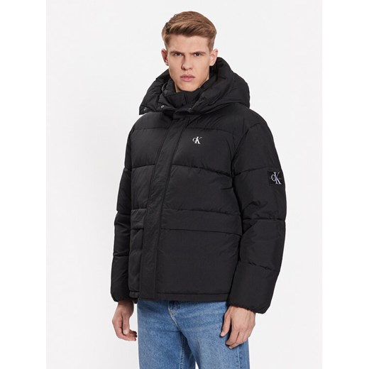 Calvin Klein Jeans Kurtka przejściowa J30J323709 Czarny Regular Fit ze sklepu MODIVO w kategorii Kurtki męskie - zdjęcie 182715885