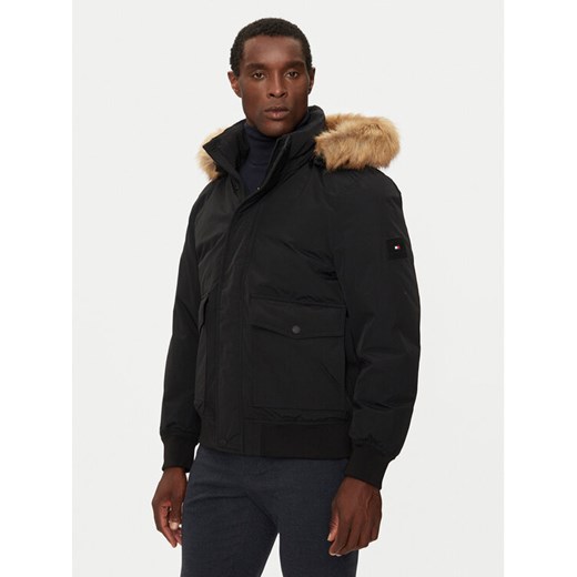 Tommy Hilfiger Kurtka puchowa Rockie MW0MW37412 Czarny Regular Fit ze sklepu MODIVO w kategorii Kurtki męskie - zdjęcie 182716088