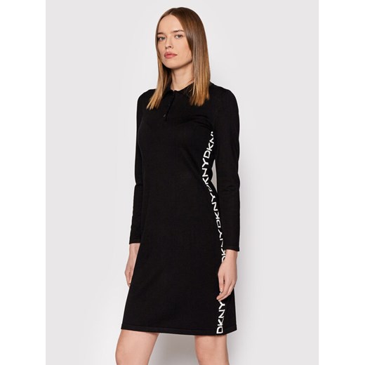 DKNY Sukienka dzianinowa DD1JN287 Czarny Regular Fit ze sklepu MODIVO w kategorii Sukienki - zdjęcie 182716409
