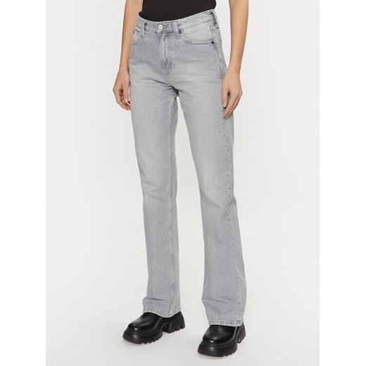 Calvin Klein Jeansy K20K208112 Szary Flared Leg ze sklepu MODIVO w kategorii Jeansy damskie - zdjęcie 182716518