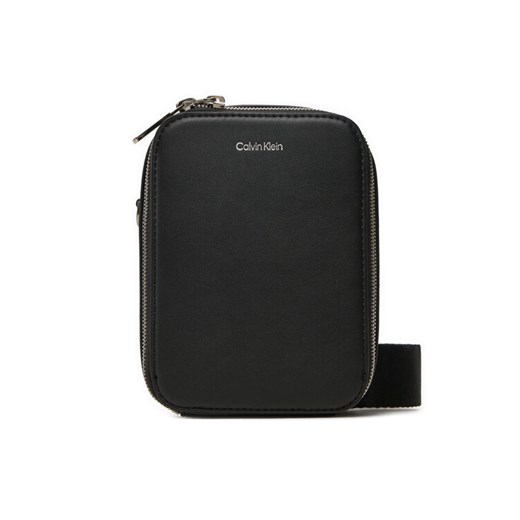 Calvin Klein Saszetka Ck Sleek Reporter Xs K50K512747 Czarny ze sklepu MODIVO w kategorii Torby męskie - zdjęcie 182716735