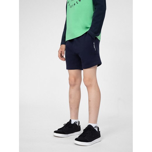 4F Szorty sportowe 4FJSS23TSHOM049 Granatowy Regular Fit ze sklepu MODIVO w kategorii Spodenki chłopięce - zdjęcie 182717005