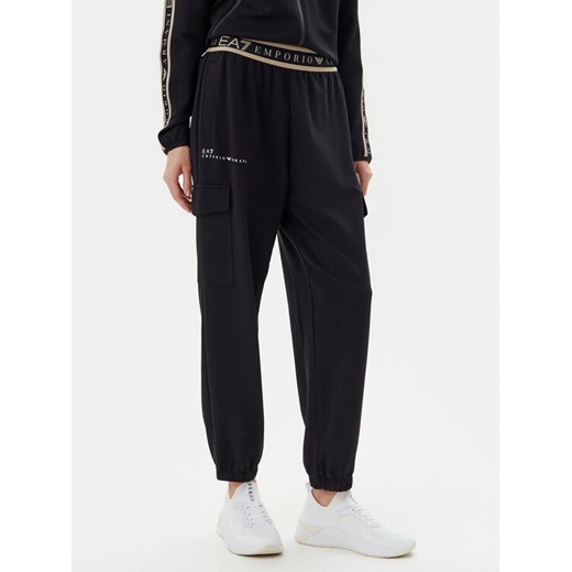 EA7 Emporio Armani Spodnie dresowe 7W000282 AF12501 UC001 Czarny Loose Fit ze sklepu MODIVO w kategorii Spodnie damskie - zdjęcie 182717229