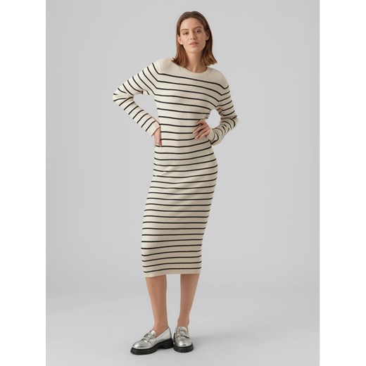 Vero Moda Sukienka dzianinowa Gold 10290663 Écru Slim Fit ze sklepu MODIVO w kategorii Sukienki - zdjęcie 182717528