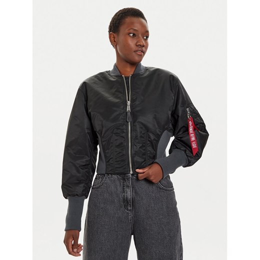 Alpha Industries Kurtka bomber 148003 Czarny Regular Fit ze sklepu MODIVO w kategorii Kurtki damskie - zdjęcie 182719995