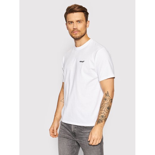 Levi's® T-Shirt Red Tab™ Vintage A0637-0000 Biały Boxy Fit ze sklepu MODIVO w kategorii T-shirty męskie - zdjęcie 182720828