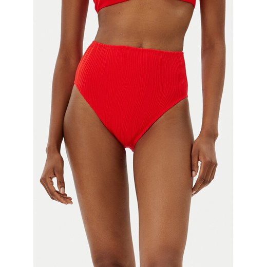 Chantelle Dół od bikini C12VC5 Czerwony ze sklepu MODIVO w kategorii Stroje kąpielowe - zdjęcie 182720996