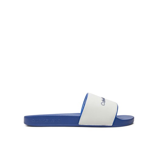 Calvin Klein Jeans Klapki Slide Institutional YM0YM01019 Biały ze sklepu MODIVO w kategorii Klapki męskie - zdjęcie 182721789