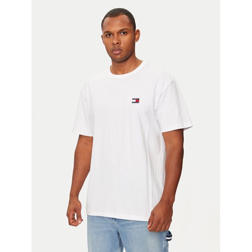 Tommy Jeans T-Shirt DM0DM17995 Biały Regular Fit ze sklepu MODIVO w kategorii T-shirty męskie - zdjęcie 182722536