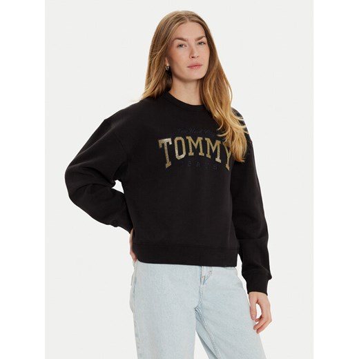Tommy Jeans Bluza Varsity DW0DW19845 Czarny Boxy Fit ze sklepu MODIVO w kategorii Bluzy damskie - zdjęcie 182723087