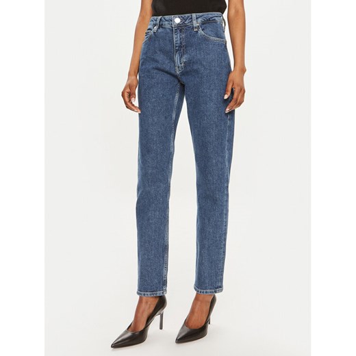 Calvin Klein Jeansy K20K207268 Niebieski Slim Fit ze sklepu MODIVO w kategorii Jeansy damskie - zdjęcie 182724146