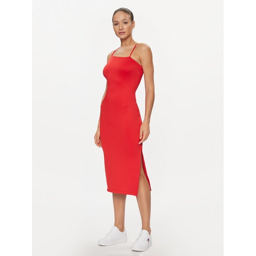 Tommy Jeans Sukienka letnia Bodycon DW0DW17425 Czerwony Slim Fit ze sklepu MODIVO w kategorii Sukienki - zdjęcie 182724629