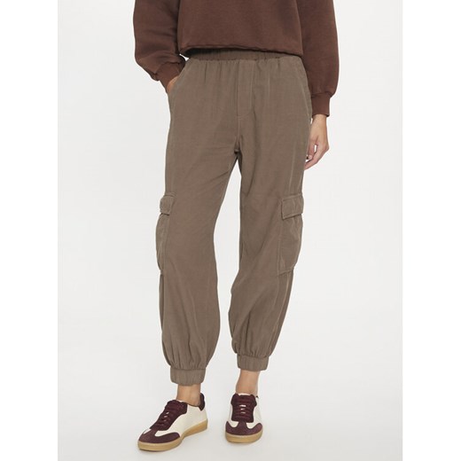 Deha Spodnie dresowe D12367 Brązowy Loose Fit ze sklepu MODIVO w kategorii Spodnie damskie - zdjęcie 182725368