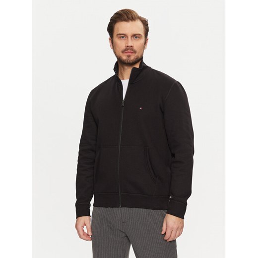 Tommy Hilfiger Bluza Essential MW0MW38083 Czarny Regular Fit ze sklepu MODIVO w kategorii Bluzy męskie - zdjęcie 182725387