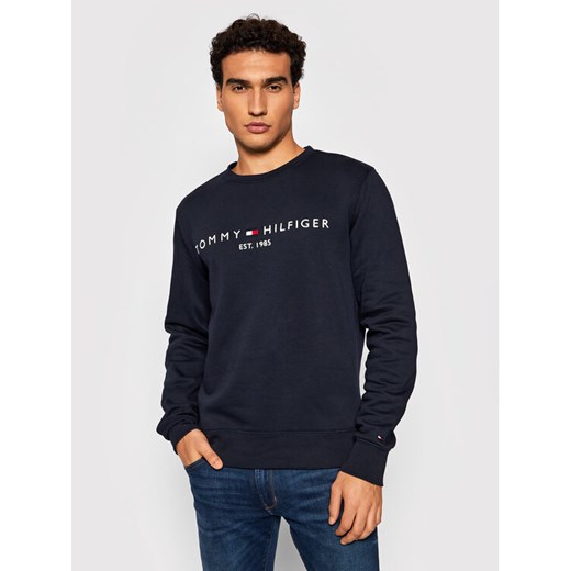 Tommy Hilfiger Bluza Logo MW0MW11596 Granatowy Regular Fit ze sklepu MODIVO w kategorii Bluzy męskie - zdjęcie 182725555