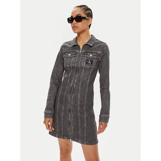 Calvin Klein Jeans Sukienka jeansowa J20J223667 Niebieski Regular Fit ze sklepu MODIVO w kategorii Sukienki - zdjęcie 182725699