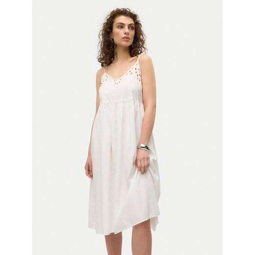 Vero Moda Sukienka letnia Vera 10326447 Biały Regular Fit ze sklepu MODIVO w kategorii Sukienki - zdjęcie 182725718