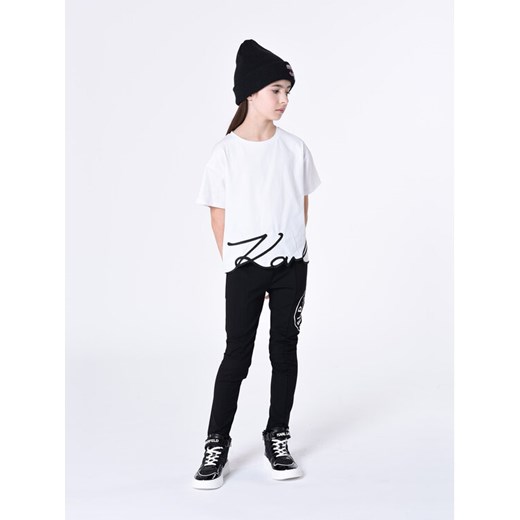 Karl Lagerfeld Kids Spodnie dresowe Z14216 S Czarny Regular Fit ze sklepu MODIVO w kategorii Spodnie dziewczęce - zdjęcie 182727248