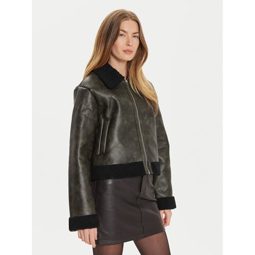 Pieces Kurtka z imitacji skóry Pippi 17154704 Brązowy Regular Fit ze sklepu MODIVO w kategorii Kurtki damskie - zdjęcie 182727409