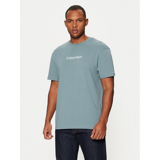Calvin Klein T-Shirt Hero K10K111346 Niebieski Regular Fit ze sklepu MODIVO w kategorii T-shirty męskie - zdjęcie 182727607