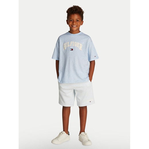 Tommy Hilfiger T-Shirt Varsity KB0KB09533 S Błękitny Regular Fit ze sklepu MODIVO w kategorii T-shirty chłopięce - zdjęcie 182727727