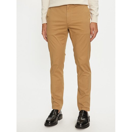 Calvin Klein Chinosy Modern Twill K10K113696 Khaki Slim Fit ze sklepu MODIVO w kategorii Spodnie męskie - zdjęcie 182727766