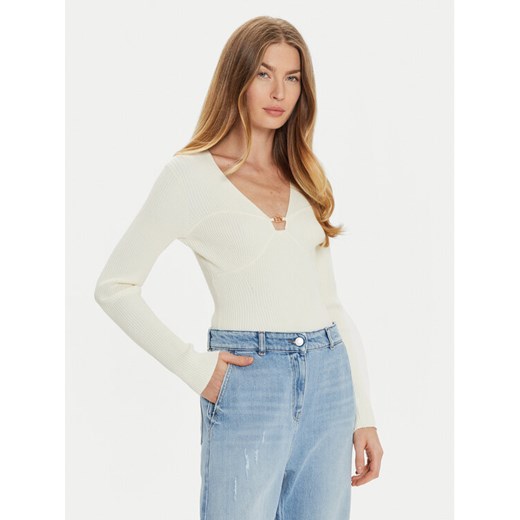 TWINSET Sweter 242TP3132 Écru Slim Fit ze sklepu MODIVO w kategorii Swetry damskie - zdjęcie 182727857