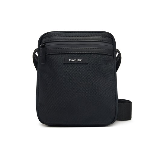Calvin Klein Saszetka K50K512884 Czarny ze sklepu MODIVO w kategorii Torby męskie - zdjęcie 182729365