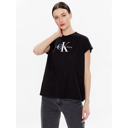 Calvin Klein Jeans T-Shirt J20J220717 Czarny Relaxed Fit ze sklepu MODIVO w kategorii Bluzki damskie - zdjęcie 182729588