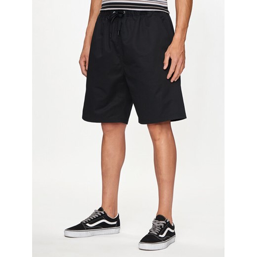 Converse Szorty sportowe M Woven Short 10024609-A01 Czarny Regular Fit ze sklepu MODIVO w kategorii Spodenki męskie - zdjęcie 182729596
