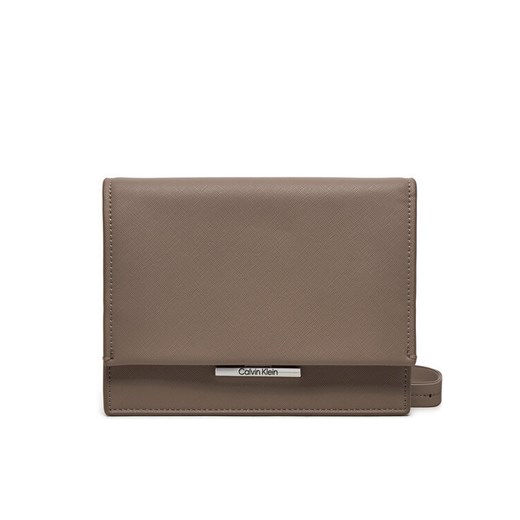 Calvin Klein Torebka Linear K60K612559 Beżowy ze sklepu MODIVO w kategorii Kopertówki - zdjęcie 182730438