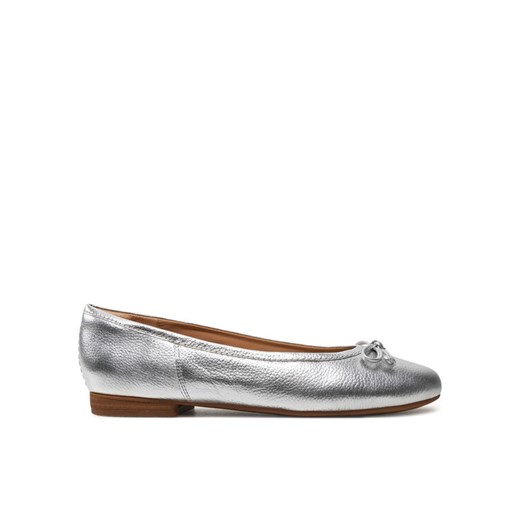 Clarks Baleriny Fawna Lily 26176380 Srebrny ze sklepu MODIVO w kategorii Balerinki - zdjęcie 182730525