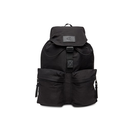 Calvin Klein Jeans Plecak Metro Nylon Flap Bp 43 Ny LV04G3085G Czarny ze sklepu MODIVO w kategorii Plecaki - zdjęcie 182731898