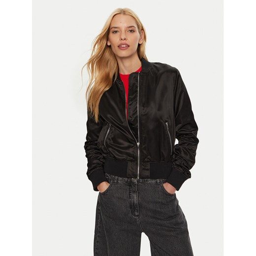 Hugo Kurtka bomber Fleura-1 50430669 Czarny Regular Fit ze sklepu MODIVO w kategorii Kurtki damskie - zdjęcie 182732176