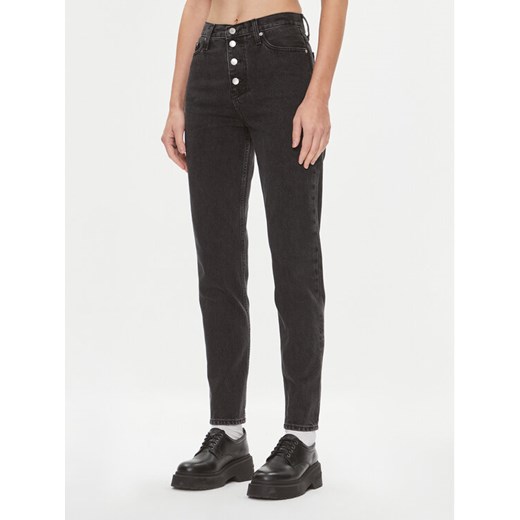 Calvin Klein Jeans Jeansy J20J222150 Czarny Mom Fit ze sklepu MODIVO w kategorii Jeansy damskie - zdjęcie 182732177