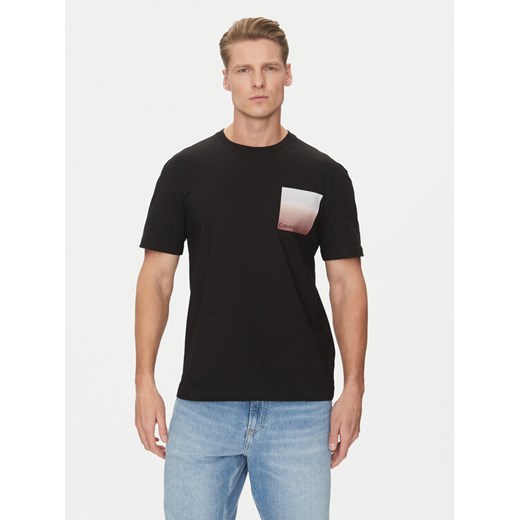 Calvin Klein T-Shirt Ombre Bonded K10K114164 Czarny Regular Fit ze sklepu MODIVO w kategorii T-shirty męskie - zdjęcie 182733256
