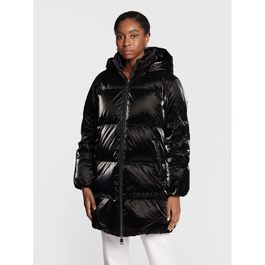 Tommy Hilfiger Kurtka puchowa Metallic WW0WW35935 Czarny Loose Fit ze sklepu MODIVO w kategorii Kurtki damskie - zdjęcie 182734329