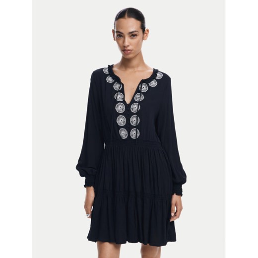 Desigual Sukienka codzienna Jacksonville 24WWVW64 Czarny Regular Fit ze sklepu MODIVO w kategorii Sukienki - zdjęcie 182734418