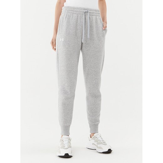 Under Armour Spodnie dresowe Ua Rival Fleece Jogger 1379438 Szary Loose Fit ze sklepu MODIVO w kategorii Spodnie damskie - zdjęcie 182734677