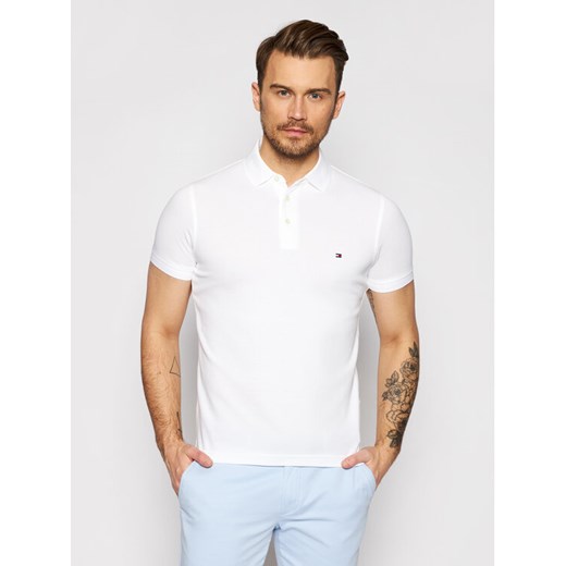 Tommy Hilfiger Polo 1985 MW0MW17771 Biały Slim Fit ze sklepu MODIVO w kategorii T-shirty męskie - zdjęcie 182735168