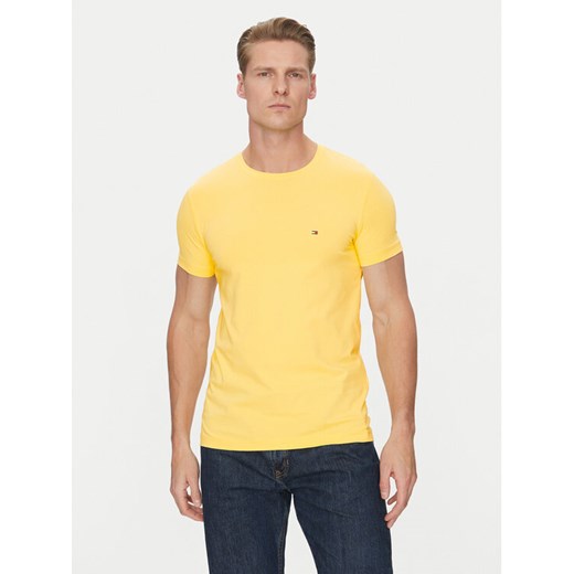 Tommy Hilfiger T-Shirt MW0MW10800 Żółty Slim Fit ze sklepu MODIVO w kategorii T-shirty męskie - zdjęcie 182736176
