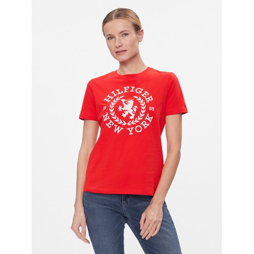 Tommy Hilfiger T-Shirt Reg Crest C-Nk Tee Ss WW0WW41058 Czerwony Regular Fit ze sklepu MODIVO w kategorii Bluzki damskie - zdjęcie 182736195