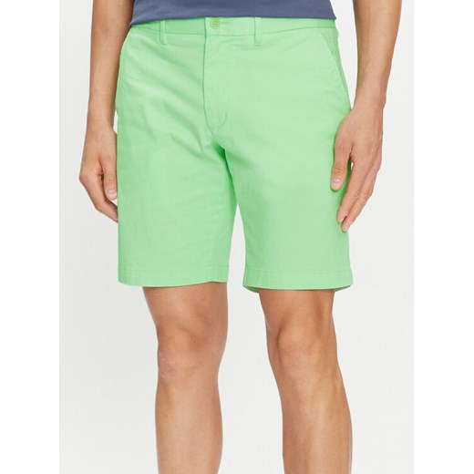 Tommy Hilfiger Szorty materiałowe Brooklyn MW0MW23563 Zielony Regular Fit ze sklepu MODIVO w kategorii Spodenki męskie - zdjęcie 182737137