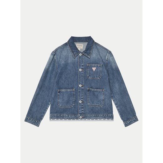 Guess Kurtka jeansowa J5RL04 D45E0 Niebieski Regular Fit ze sklepu MODIVO w kategorii Kurtki chłopięce - zdjęcie 182738995
