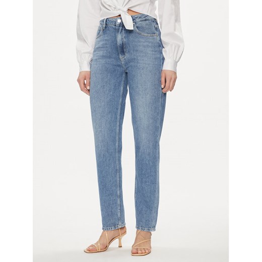 Guess Jeansy W4RA21 D5912 Niebieski Regular Fit ze sklepu MODIVO w kategorii Jeansy damskie - zdjęcie 182739447