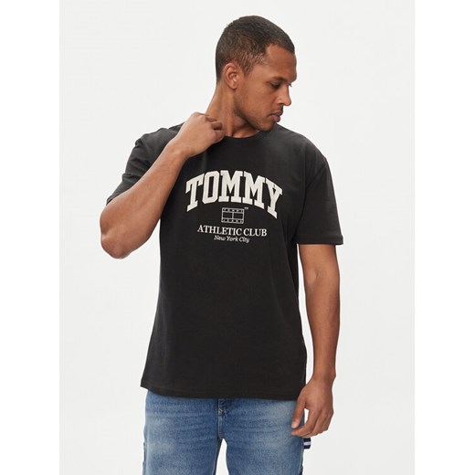 Tommy Jeans T-Shirt Athletic Club DM0DM18557 Czarny Regular Fit ze sklepu MODIVO w kategorii T-shirty męskie - zdjęcie 182739838