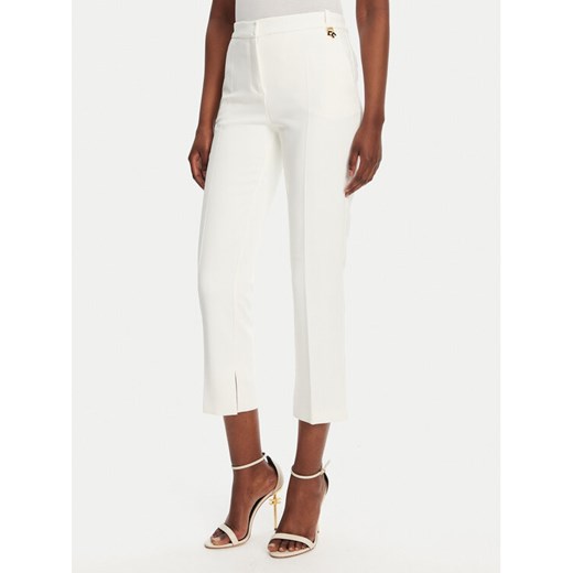 Elisabetta Franchi Chinosy PA-098-52E2-V320 Biały Regular Fit ze sklepu MODIVO w kategorii Spodnie damskie - zdjęcie 182741336